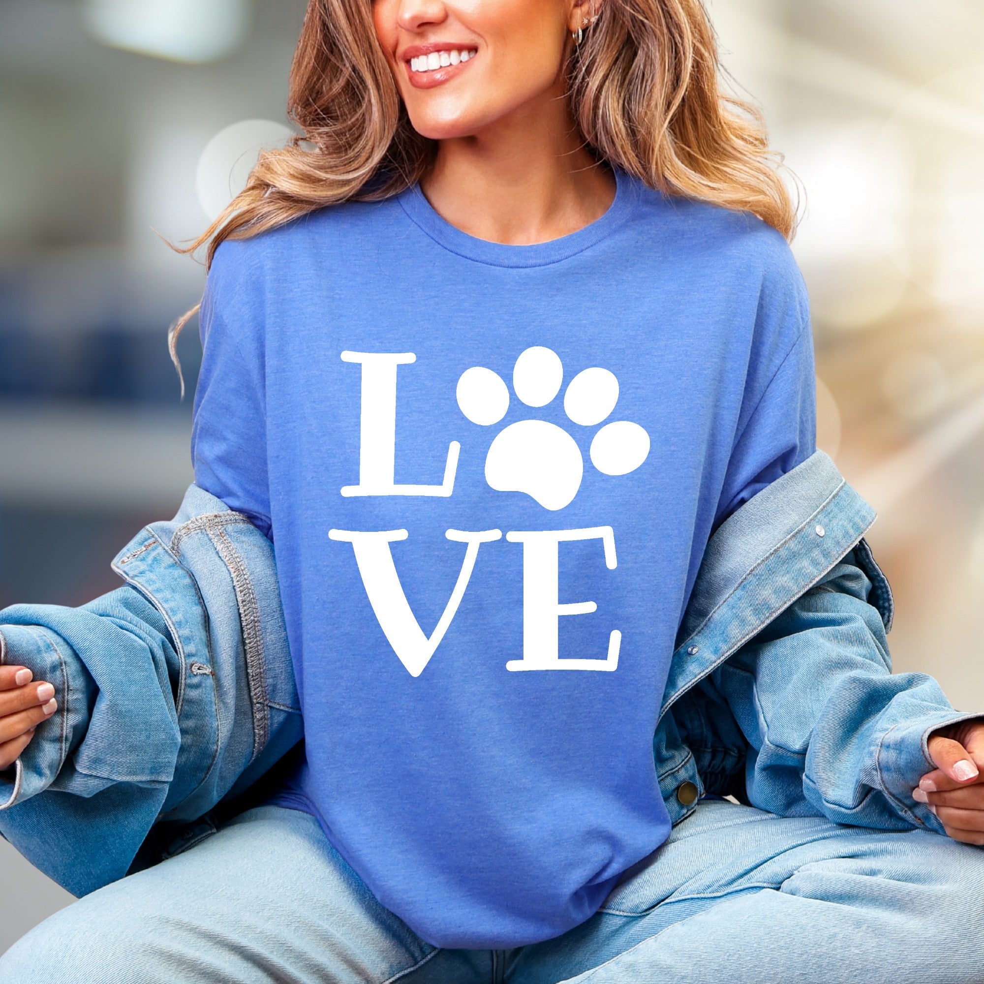 "LOVE" Paw Print Aesthetic Graphic Tee, a Pet Lover's Pick for Everyday Wear