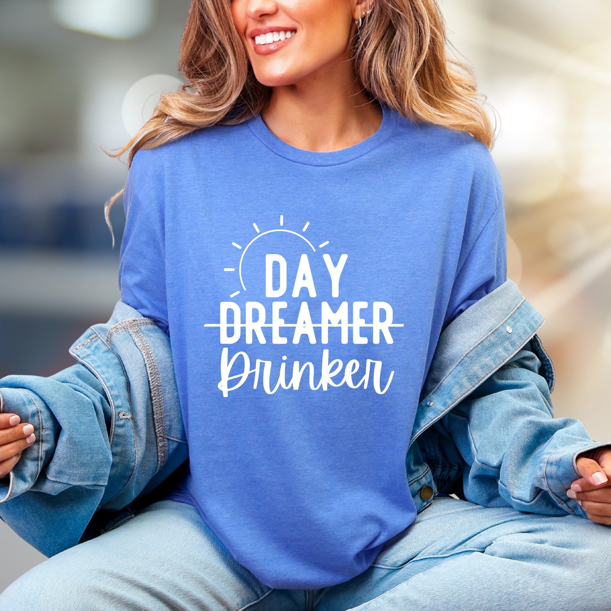"DAY DREAMER Drinker" Laid-Back Graphic Tee, a Witty Lifestyle Pick for Fun-Loving Adults
