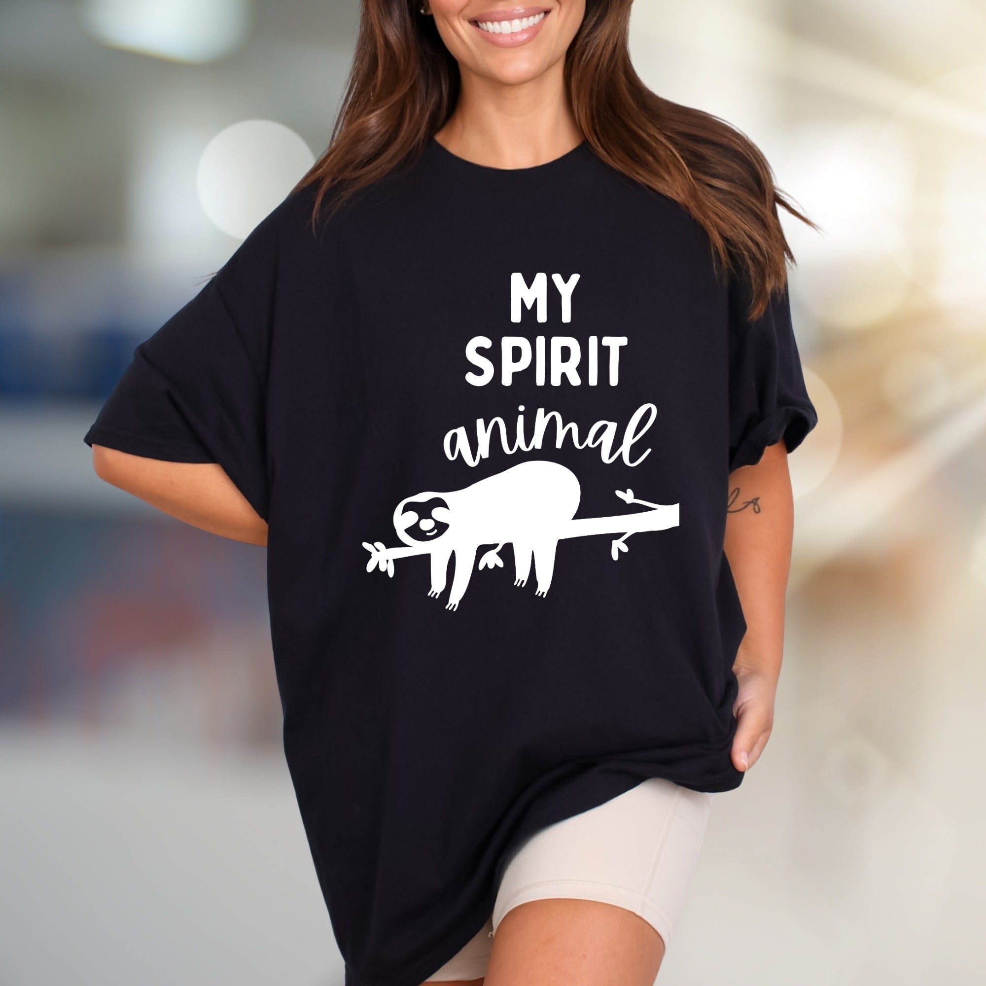 "MY SPIRIT ANIMAL" Sloth Graphic Tee, a Relaxed Lifestyle Pick for Animal Lovers