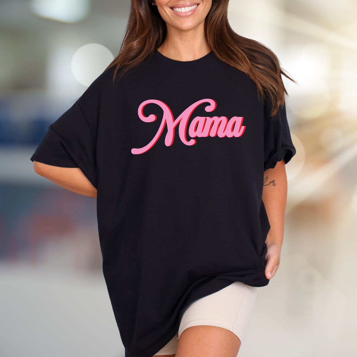 "Mama" Retro Graphic Tee, a Wavy Script Pick for Modern Moms