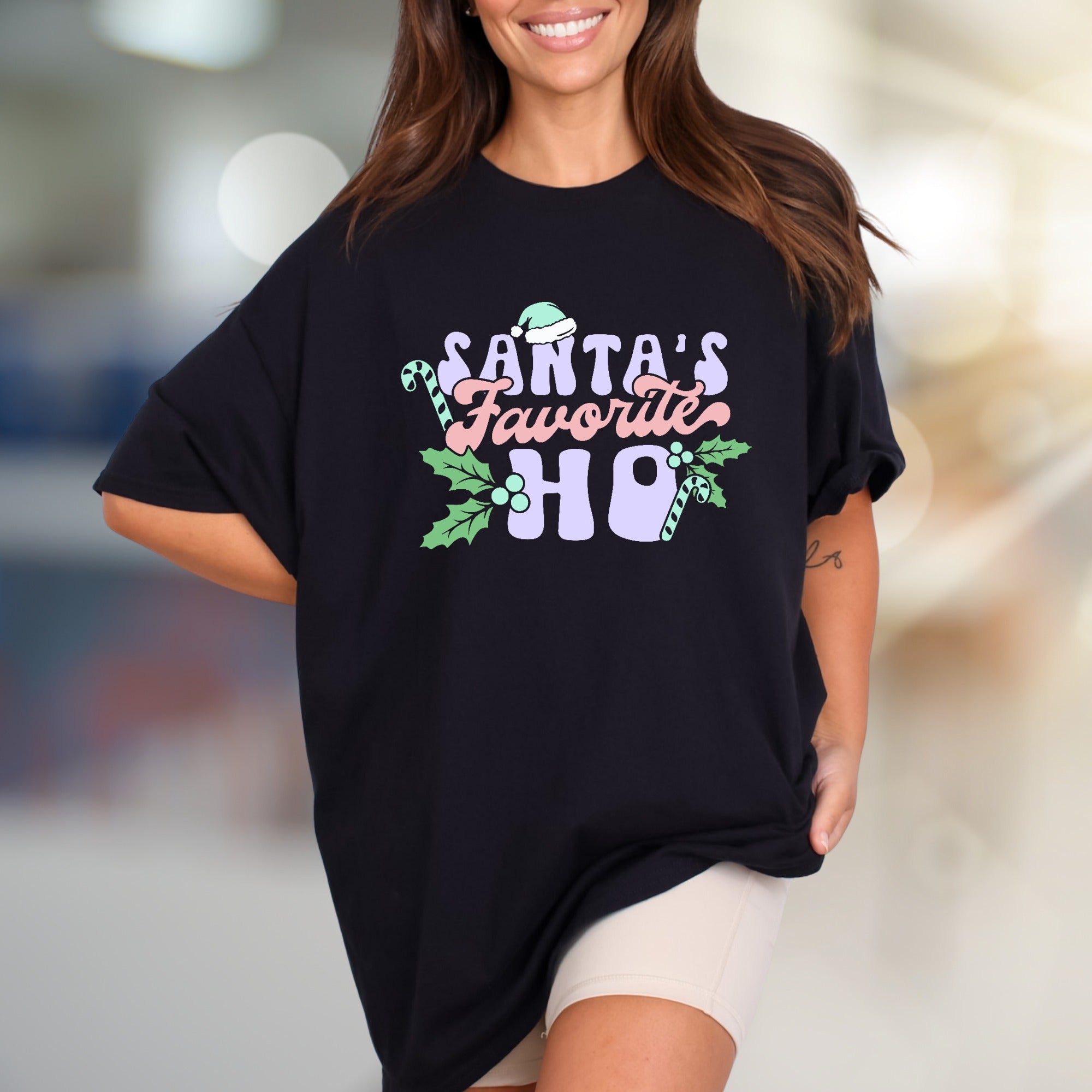 “Santa’s Favorite Ho” Playful Christmas Graphic Tee, a Festive Fun Pick for Holiday Lovers