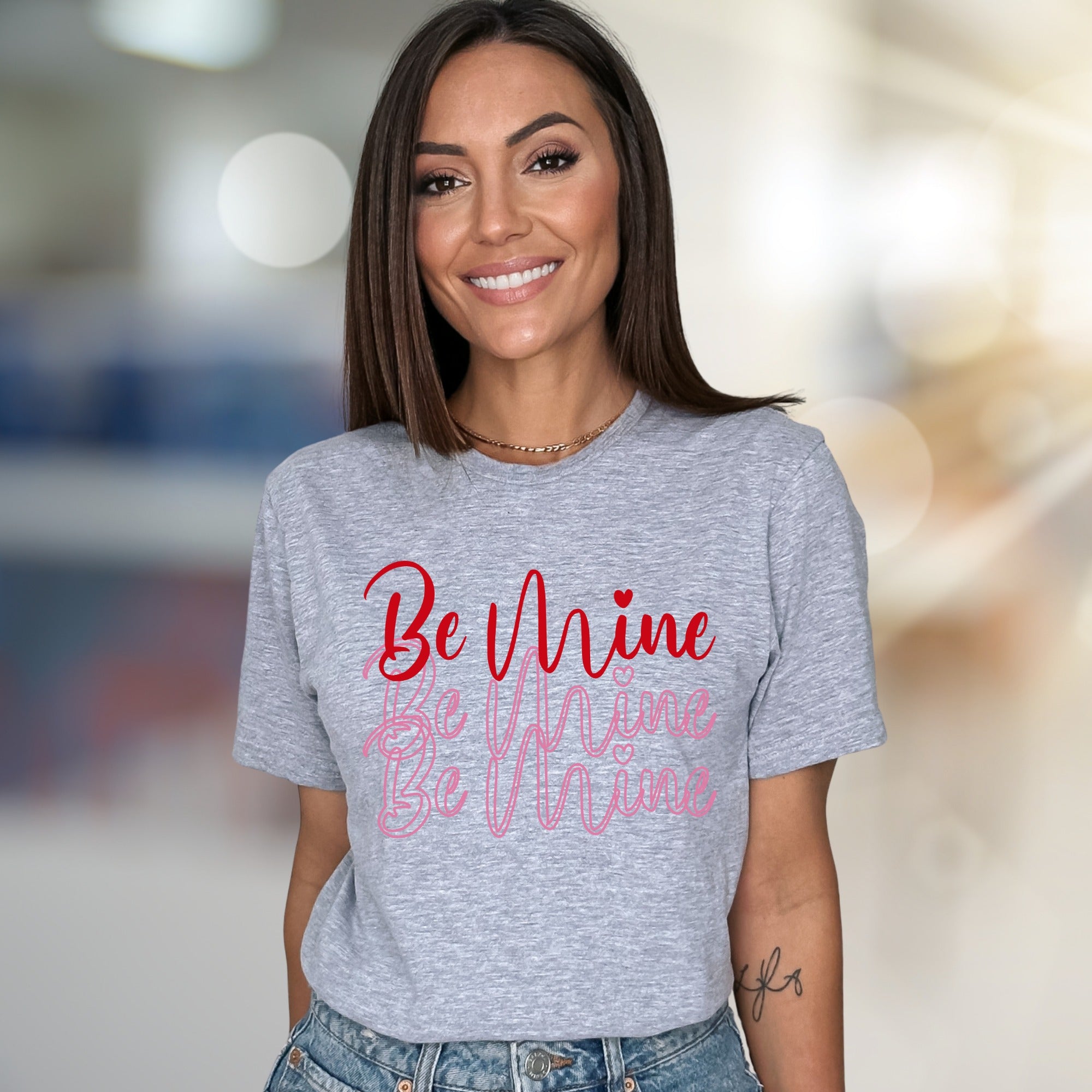 "Be Mine" Romantic Script Graphic Tee, a Love-Themed Pick for Sweethearts