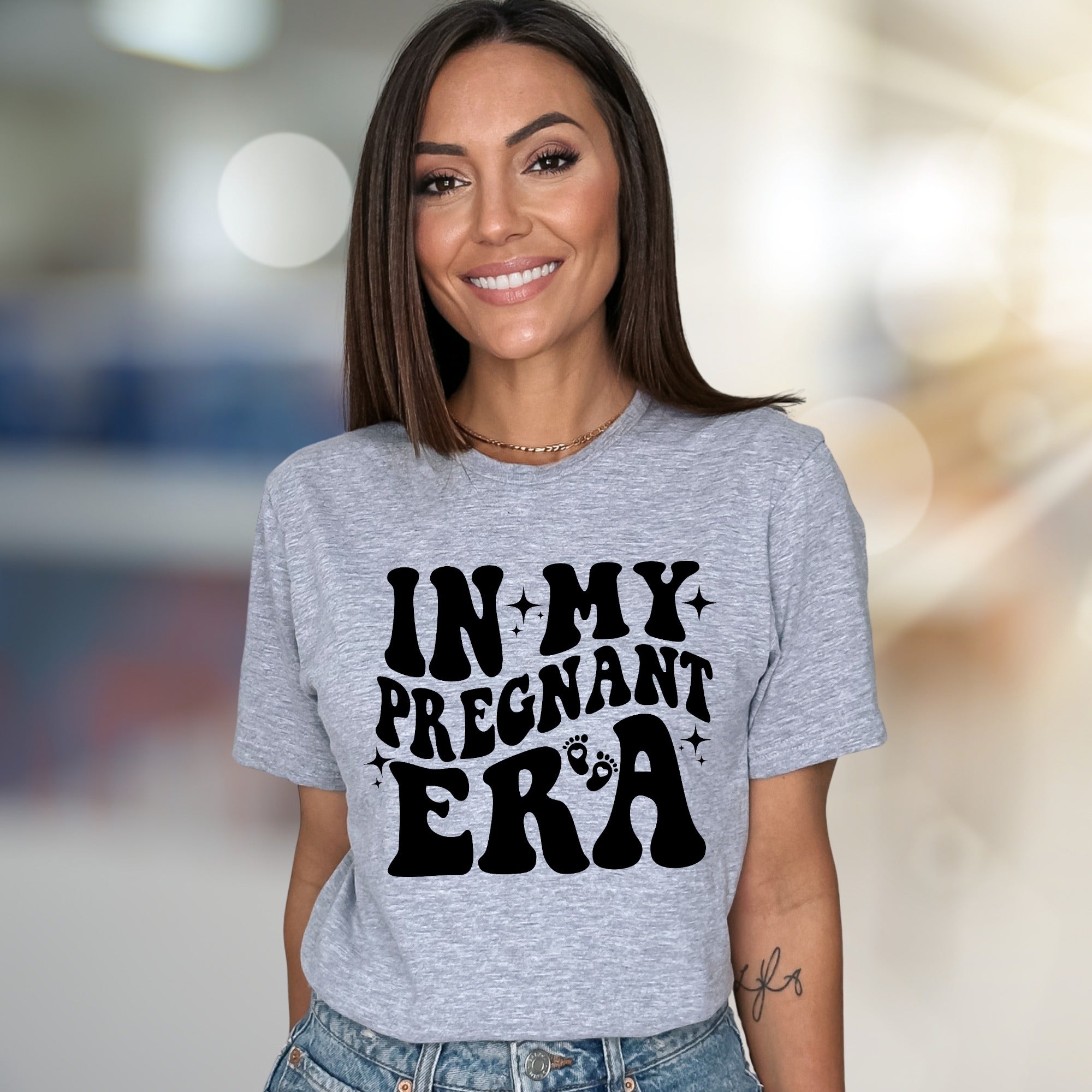 "IN MY PREGNANT ERA" Groovy Graphic Tee, a Mamma-to-Be Pick for Expecting Moms