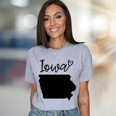 “Iowa” State Outline Graphic Tee, a Hometown Love Pick for Residents