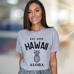 "EST. 1959 HAWAII ALOHA" Pineapple Graphic Tee, a Tropical Vibe Pick for Beach Lovers