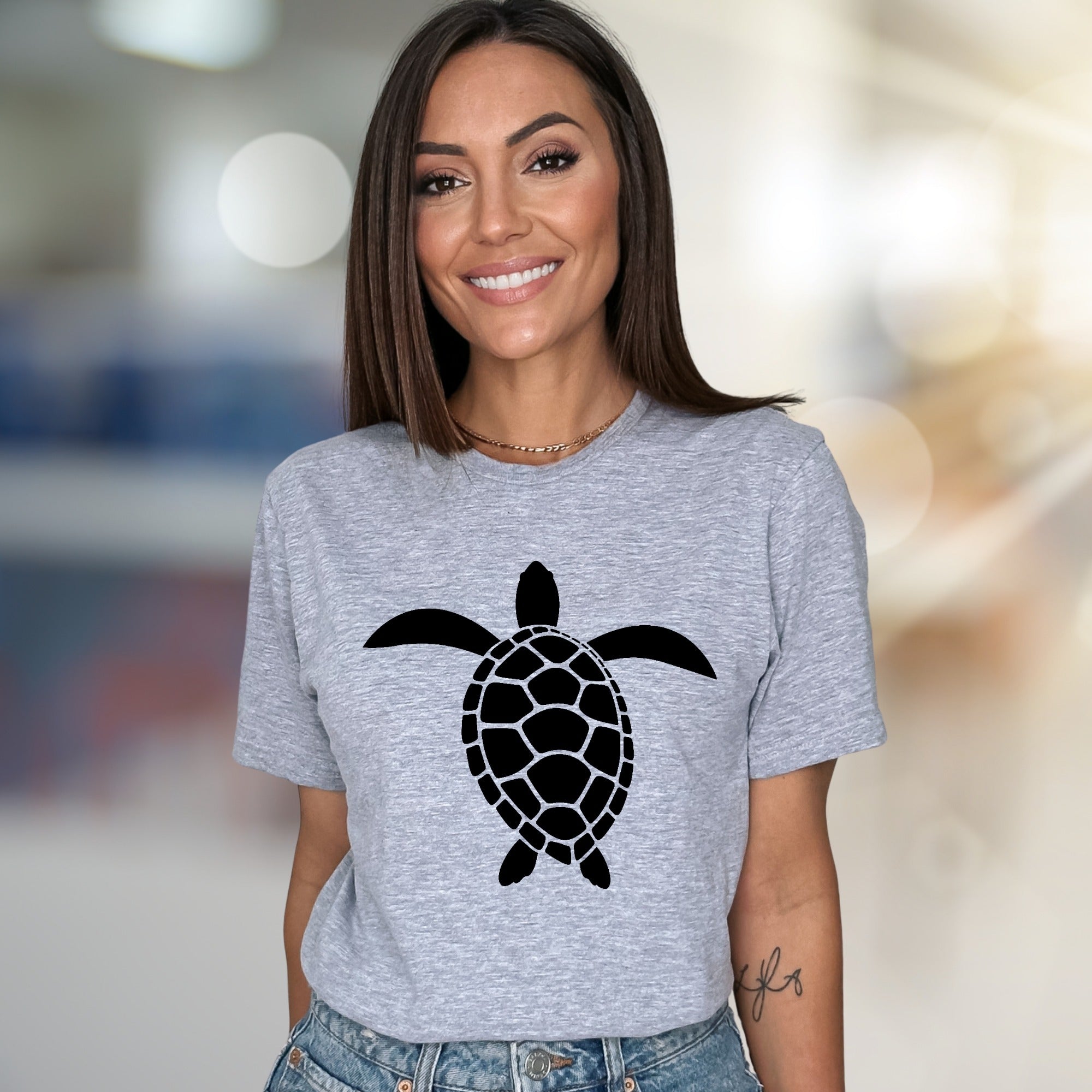 Minimalist Sea Turtle Graphic Tee, a Ocean-Inspired Pick for Nature Lovers