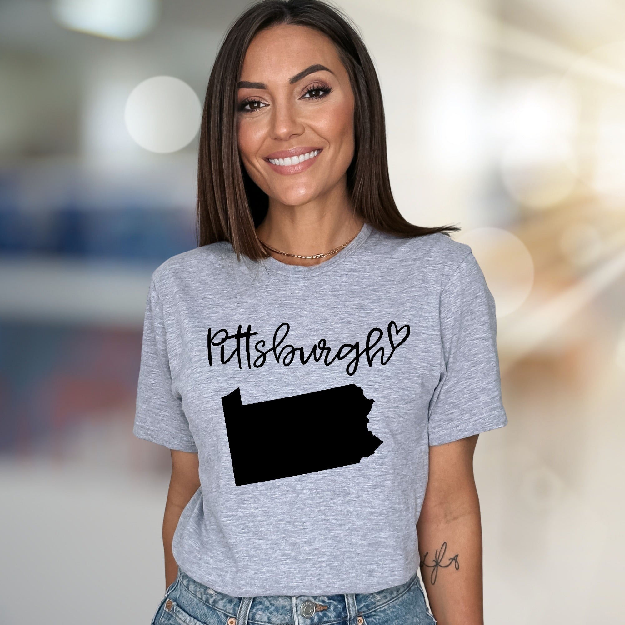"Pittsburgh" State Map Graphic Tee, a Local Love Pick for City Enthusiasts