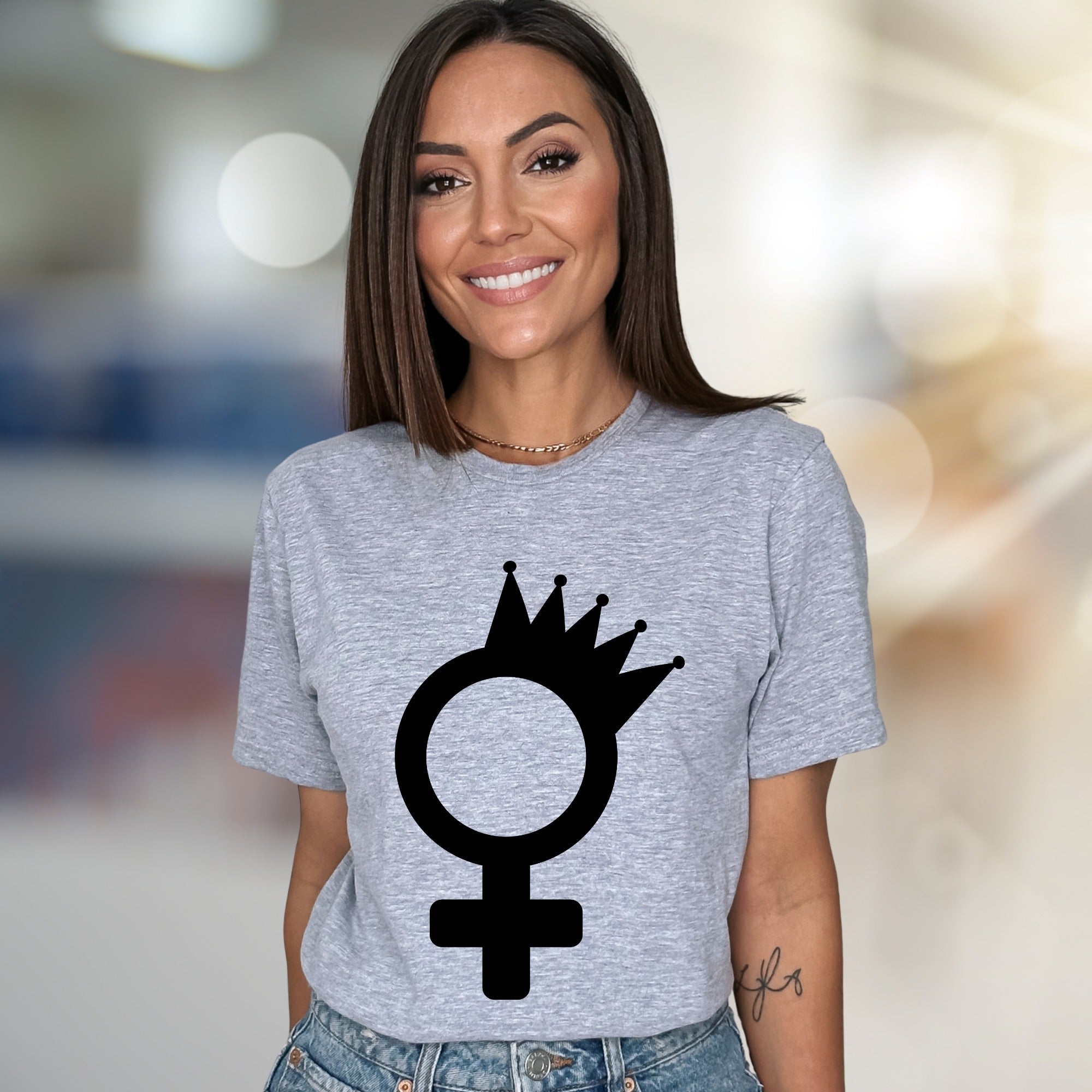 Queen Feminine Symbol | Empowerment Graphic Tee, a Statement Pick for Her