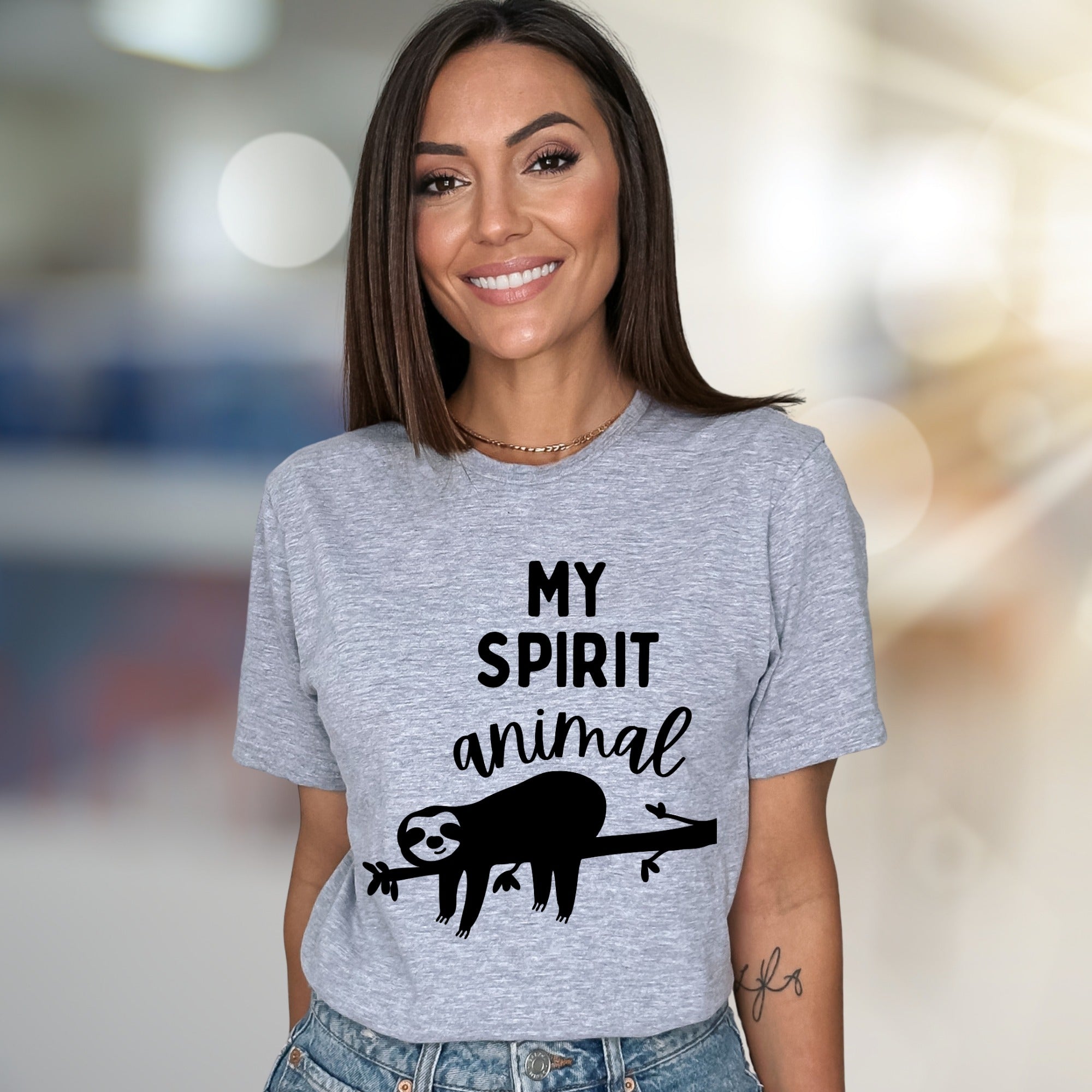 "MY SPIRIT ANIMAL" Sloth Graphic Tee, a Relaxed Lifestyle Pick for Animal Lovers
