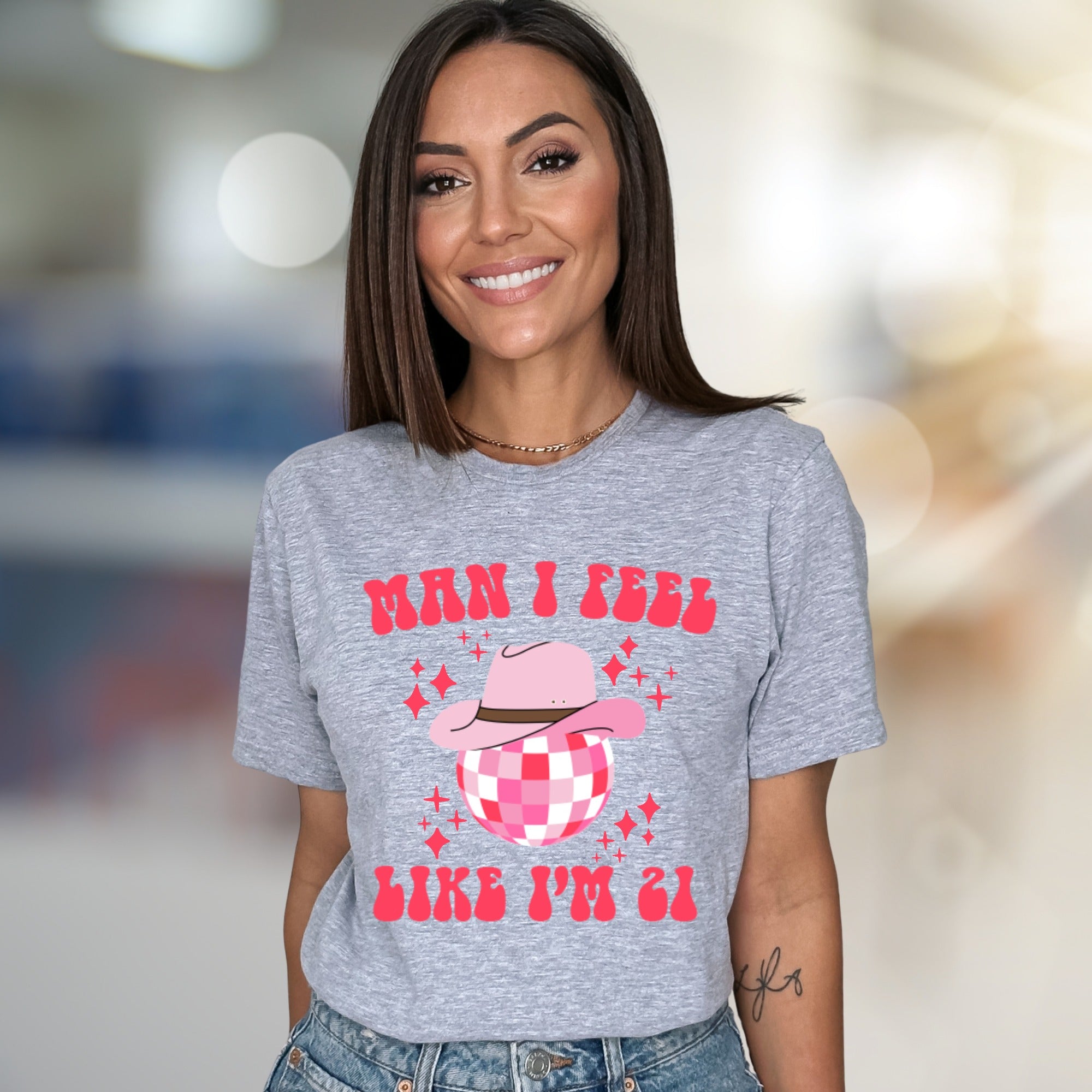 "Man I Feel Like I'm 21" Funky Bachelorette Graphic Tee, a Party Vibe Pick for Celebration Seekers
