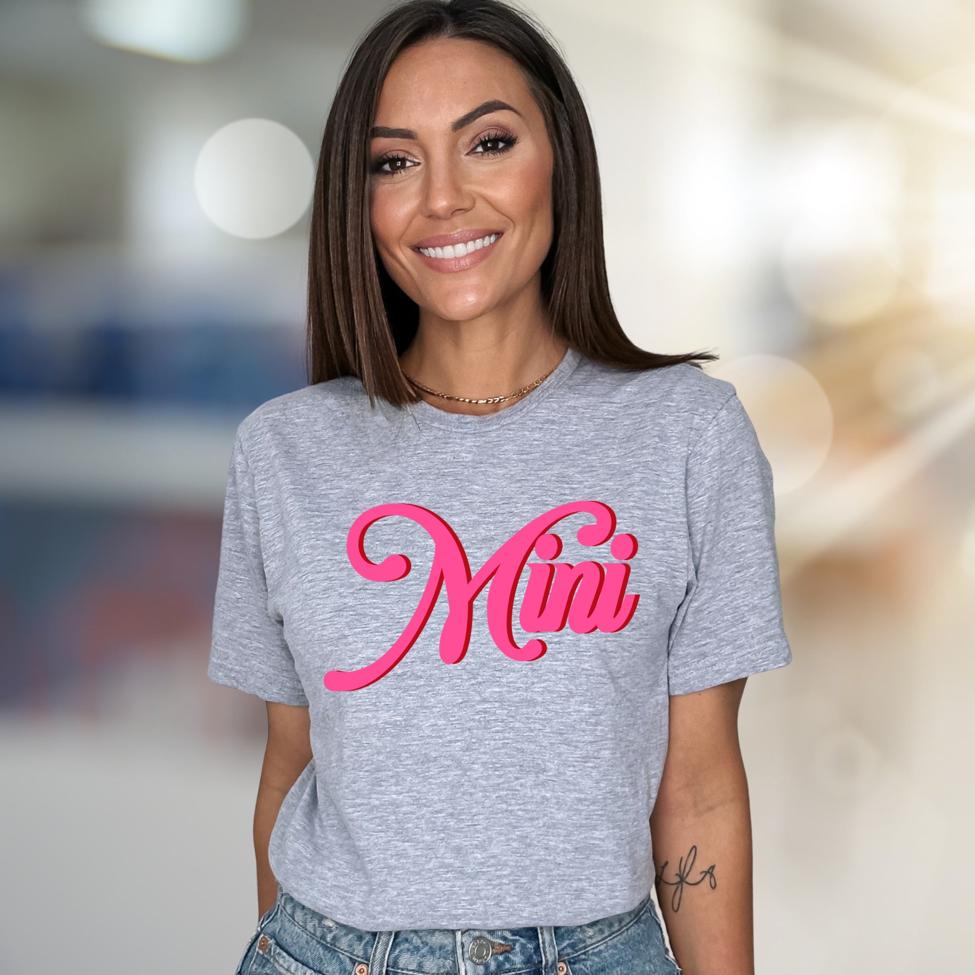 "Mini" Retro Script Graphic Tee, a Sweet Style Pick for Trendy Individuals