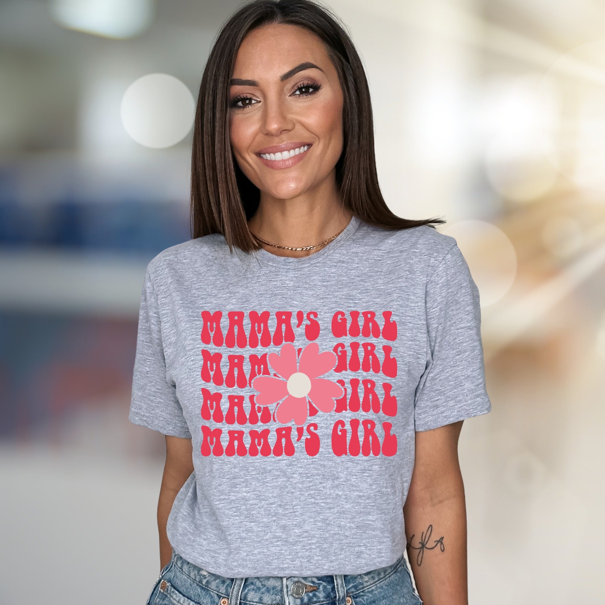 "Mama's Girl" Retro Flower Graphic Tee, a Sweet Statement for Daughters
