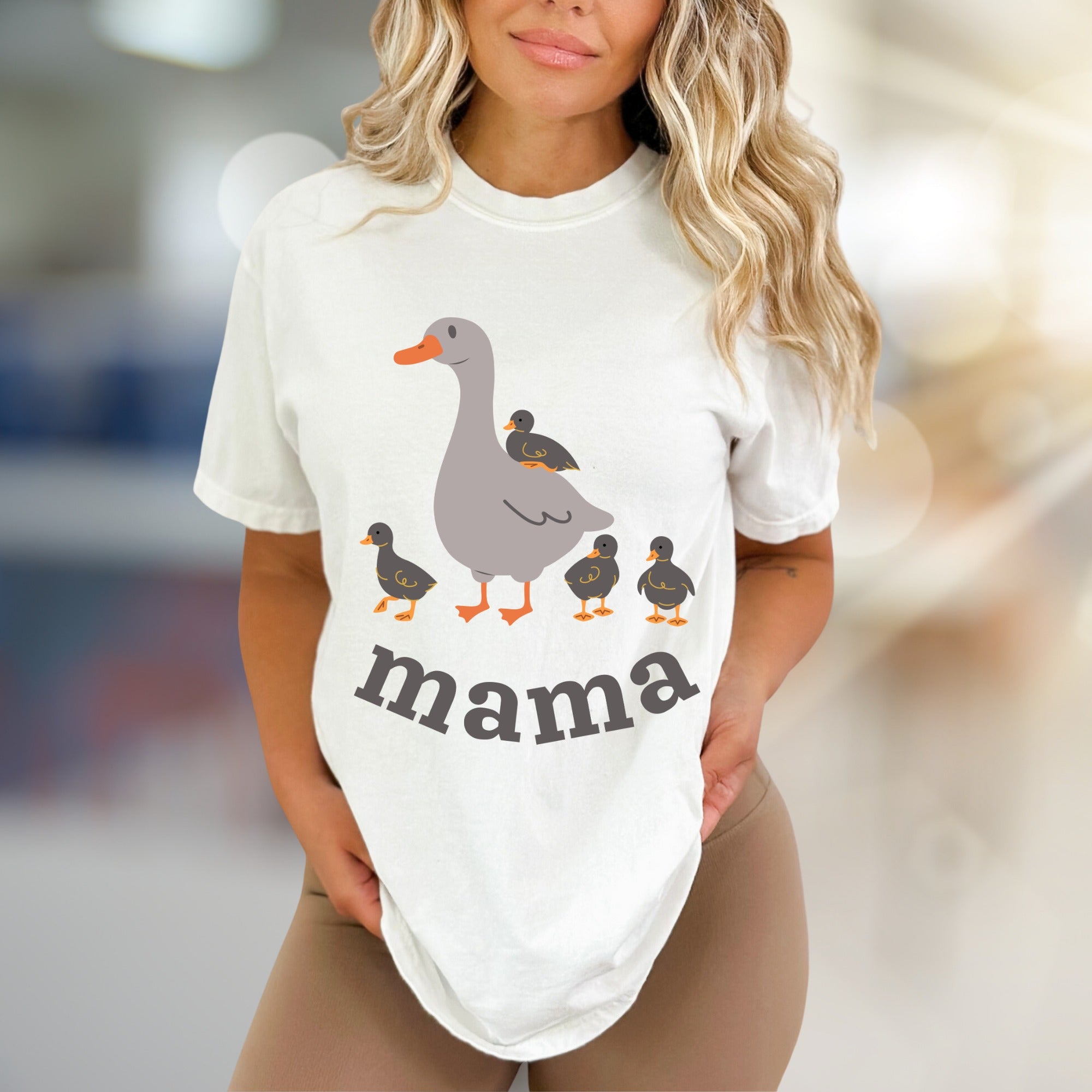 "Mama" Duck Family Graphic Tee, a Heartwarming Pick for Moms & Duck Lovers