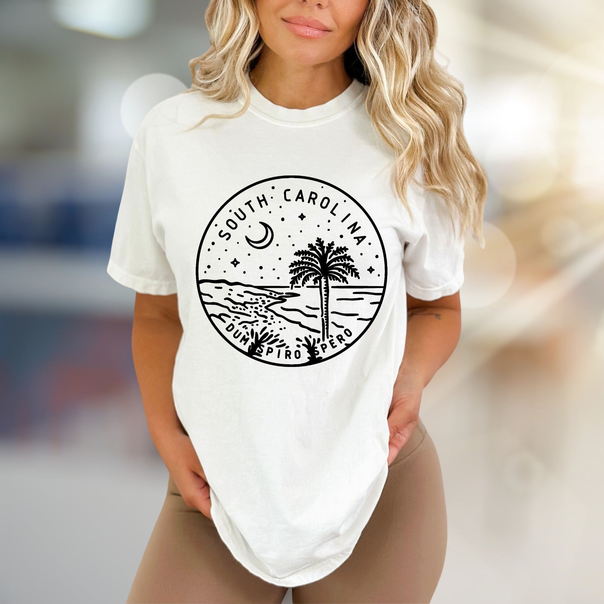 "South Carolina Dum Spiro Spero" Coastal Vibes Graphic Tee, a State Pride Pick for Locals & Travelers