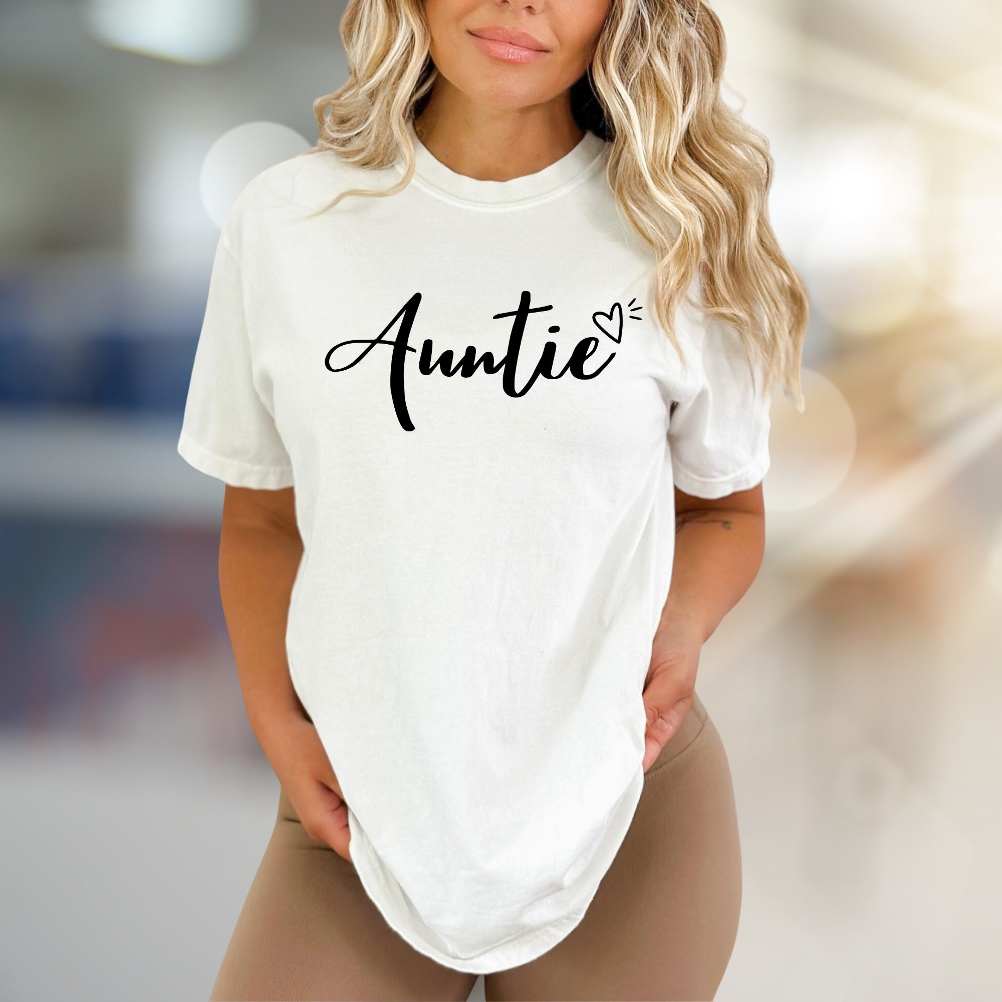"Auntie" Script Heart Graphic Tee, a Loving Pick for Cherished Relatives