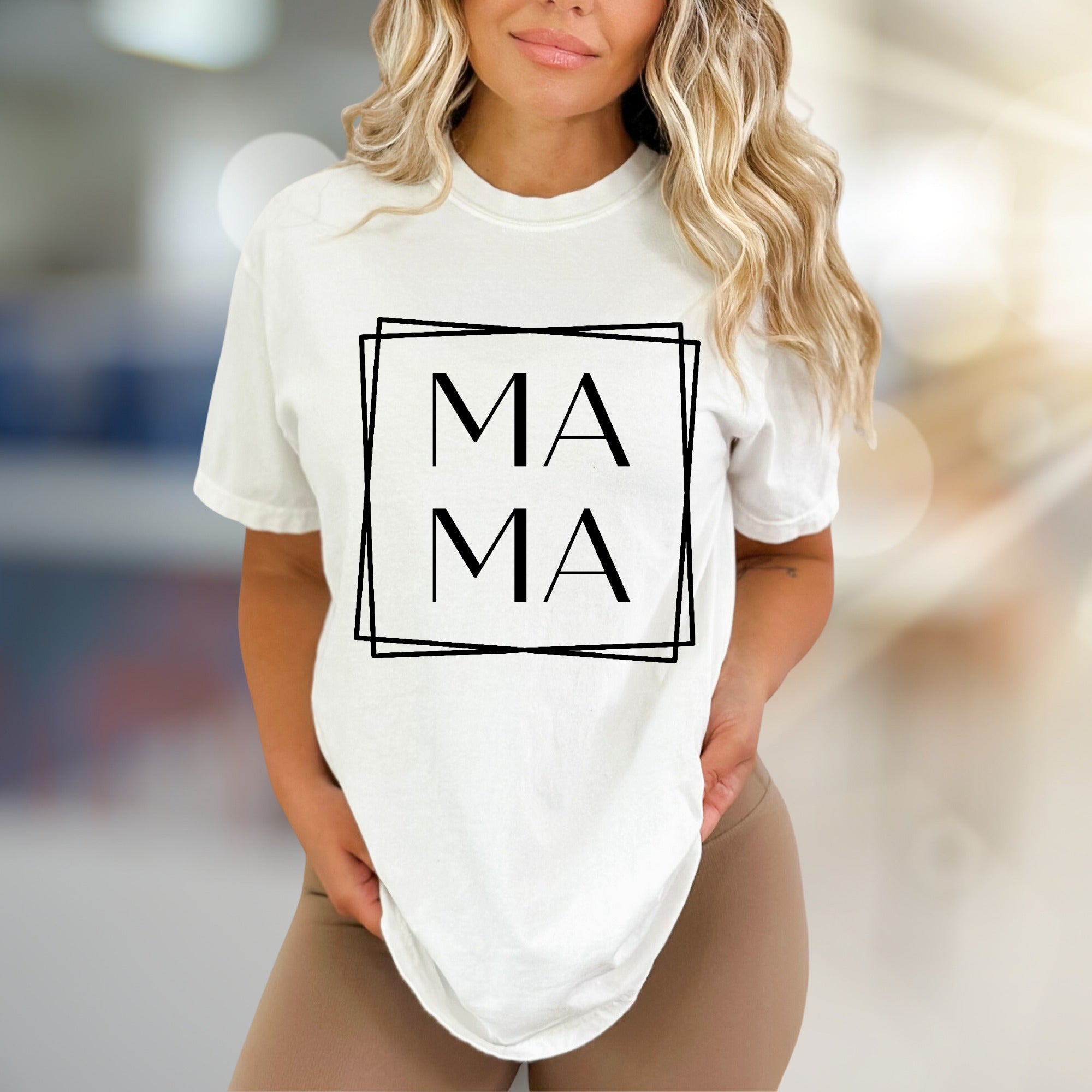 "MAMA MAMA" Minimalist Graphic Tee, a Chic Pick for Modern Moms