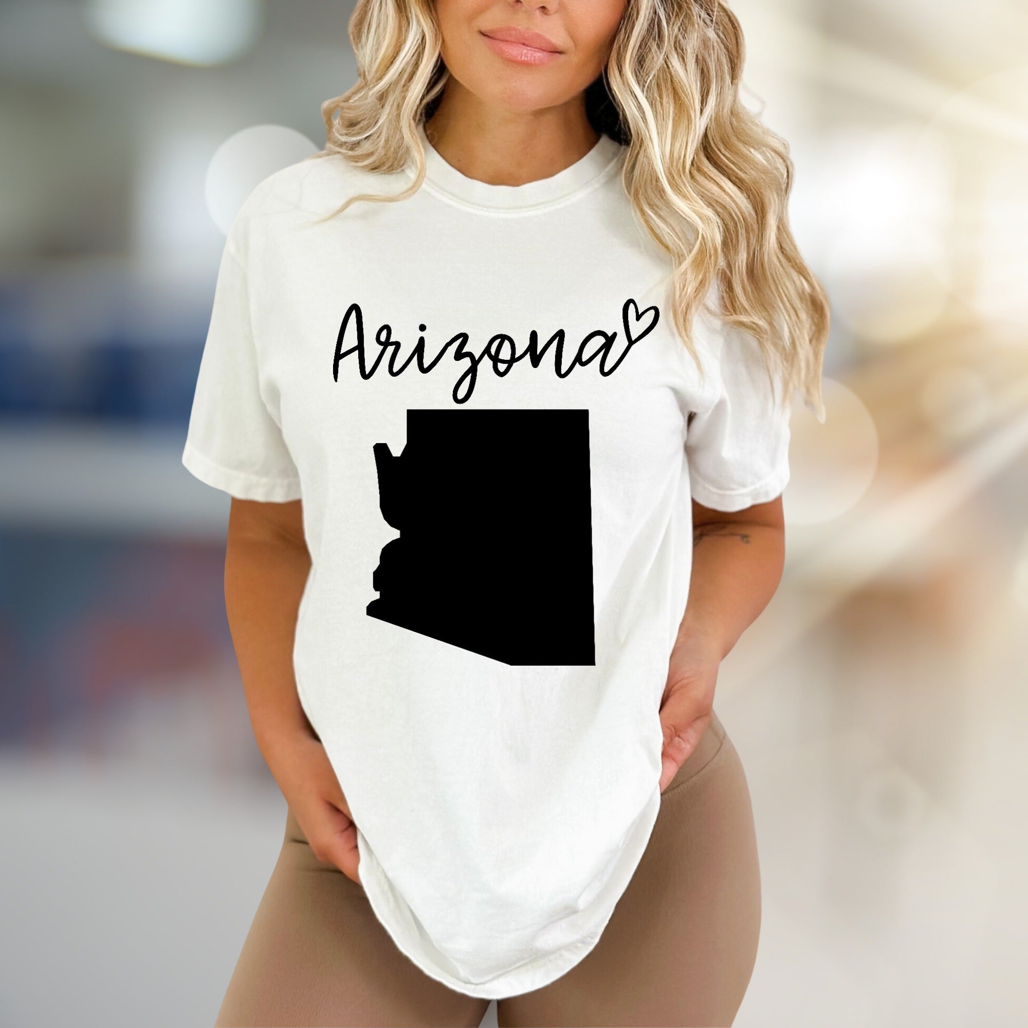 "Arizona" Outline Graphic Tee, A State Love Pick for Locals & Travelers