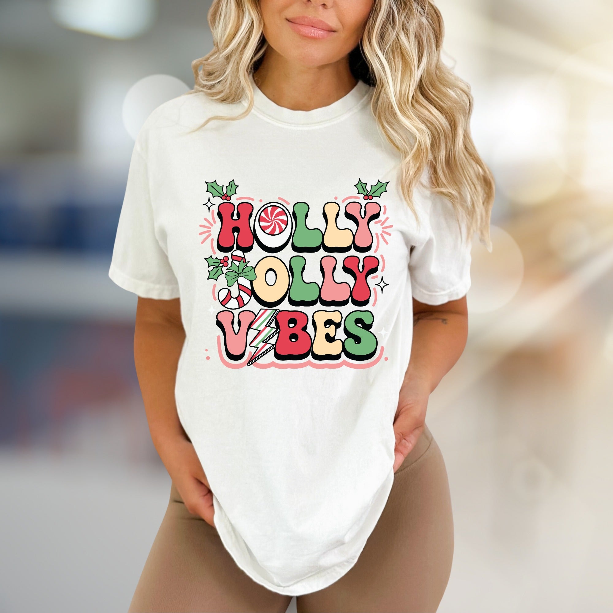 "Holly Jolly Vibes" Retro Christmas Graphic Tee, a Festive Pick for Holiday Enthusiasts