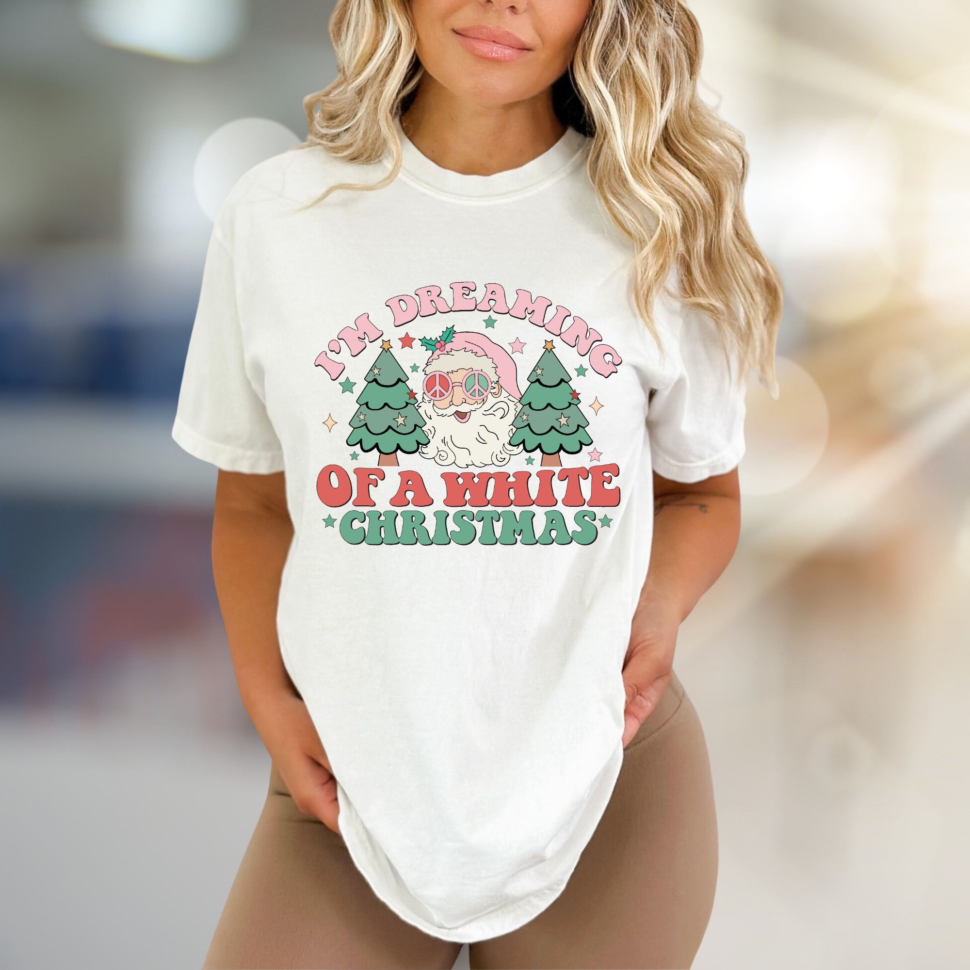 "I'm Dreaming of a White Christmas" Retro Santa Graphic Tee, a Festive Comfort Pick for Holiday Enthusiasts