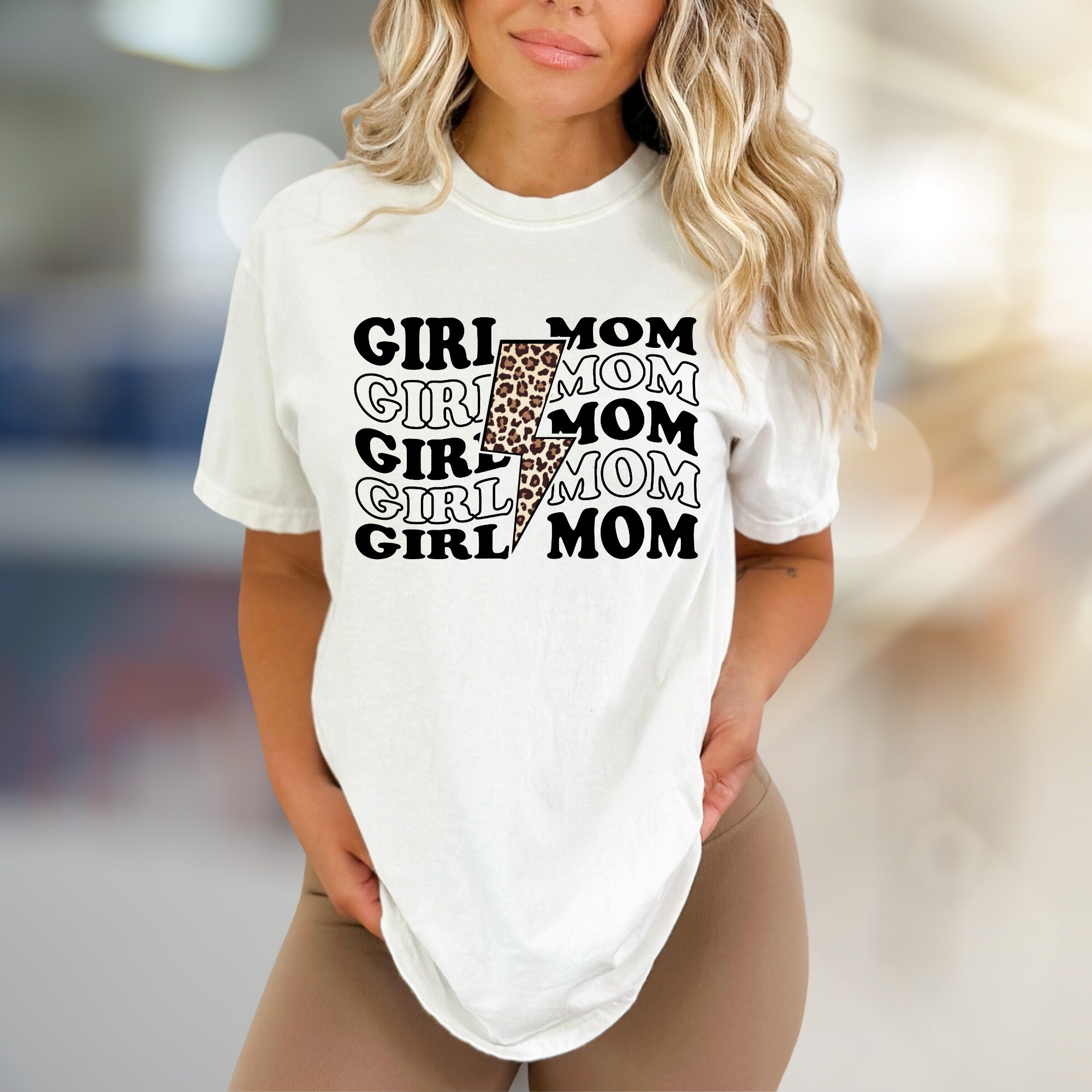 "GIRL MOM" Leopard Lightning Bolt Graphic Tee, a Strong Mama Pick for Everyday Wear