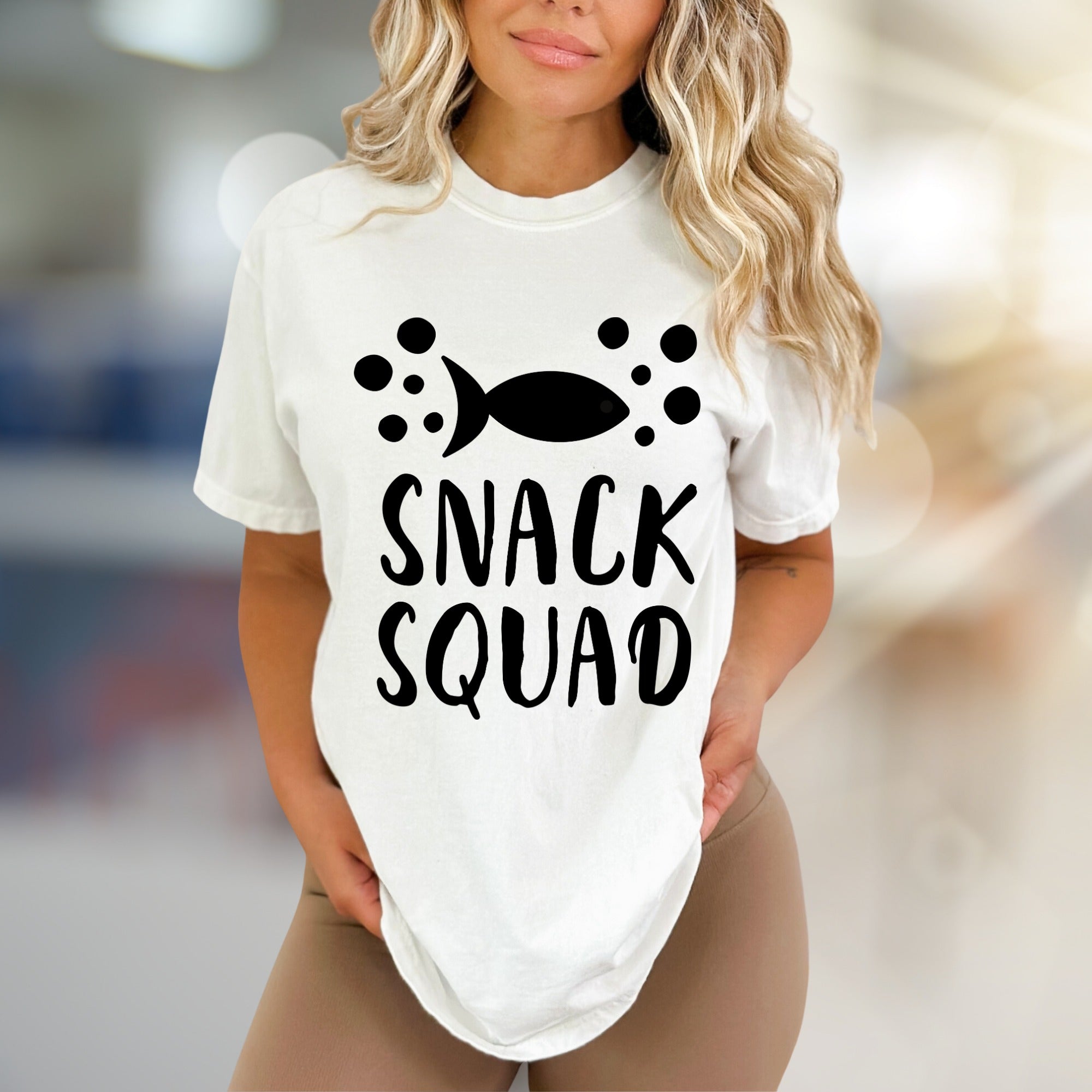 "SNACK SQUAD" Fish Bubble Graphic Tee, a Fun Casual Pick for Food Lovers
