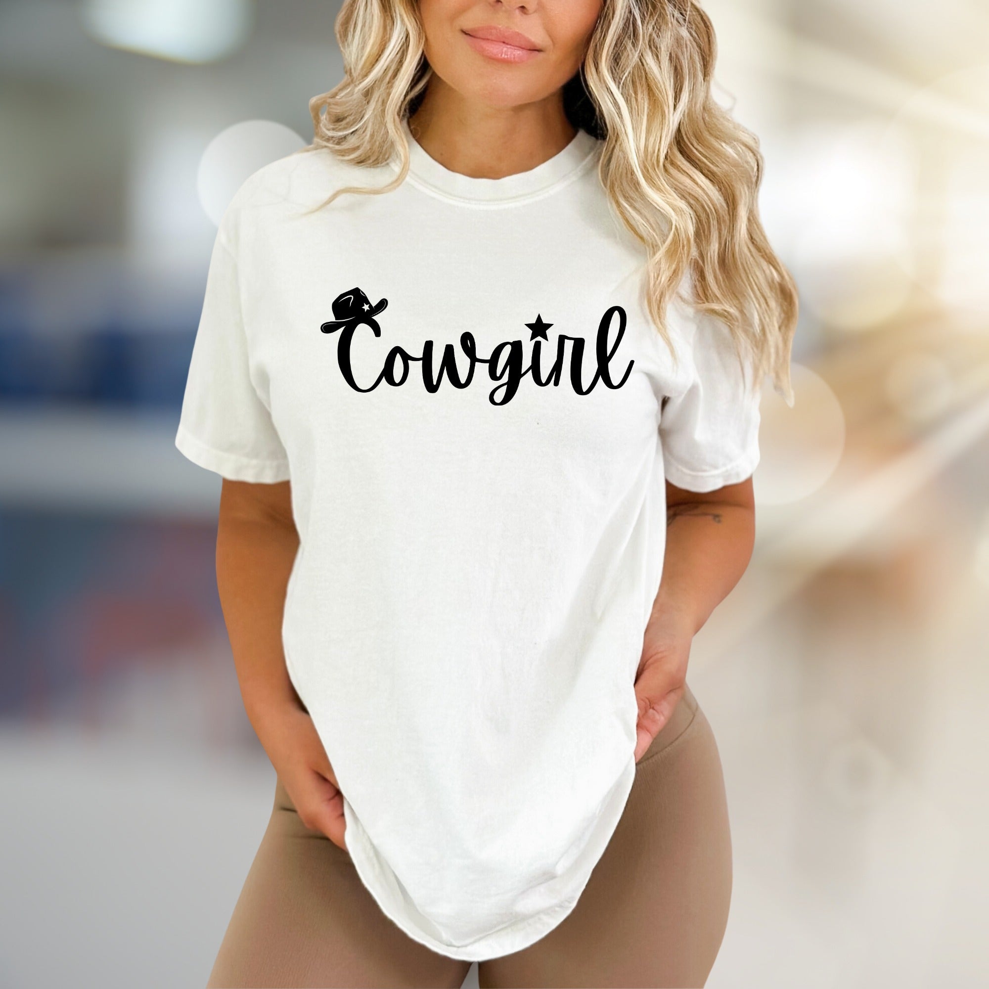 "Cowgirl" Western Script Graphic Tee, a Country Chic Pick for Free Spirits