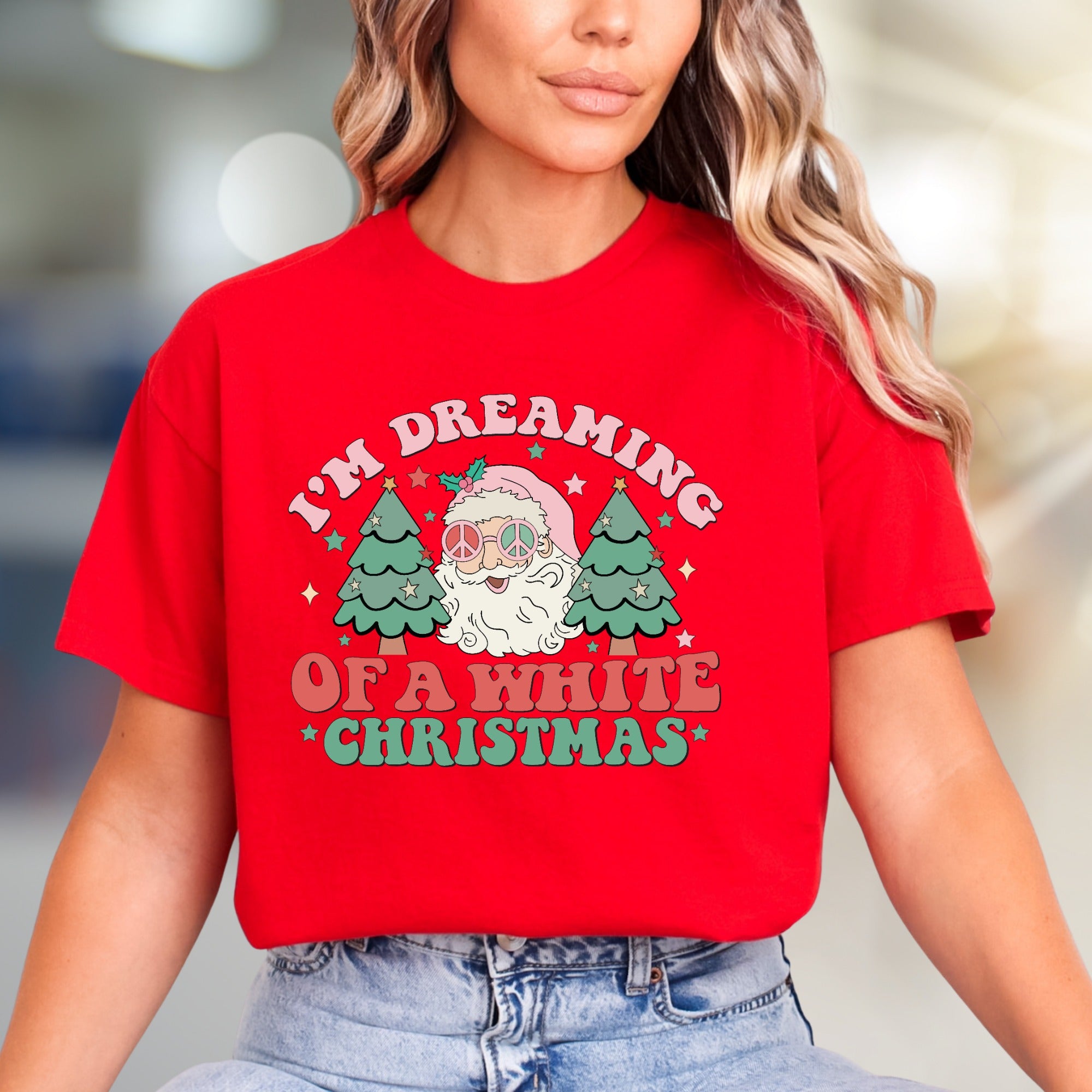 "I'm Dreaming of a White Christmas" Retro Santa Graphic Tee, a Festive Comfort Pick for Holiday Enthusiasts