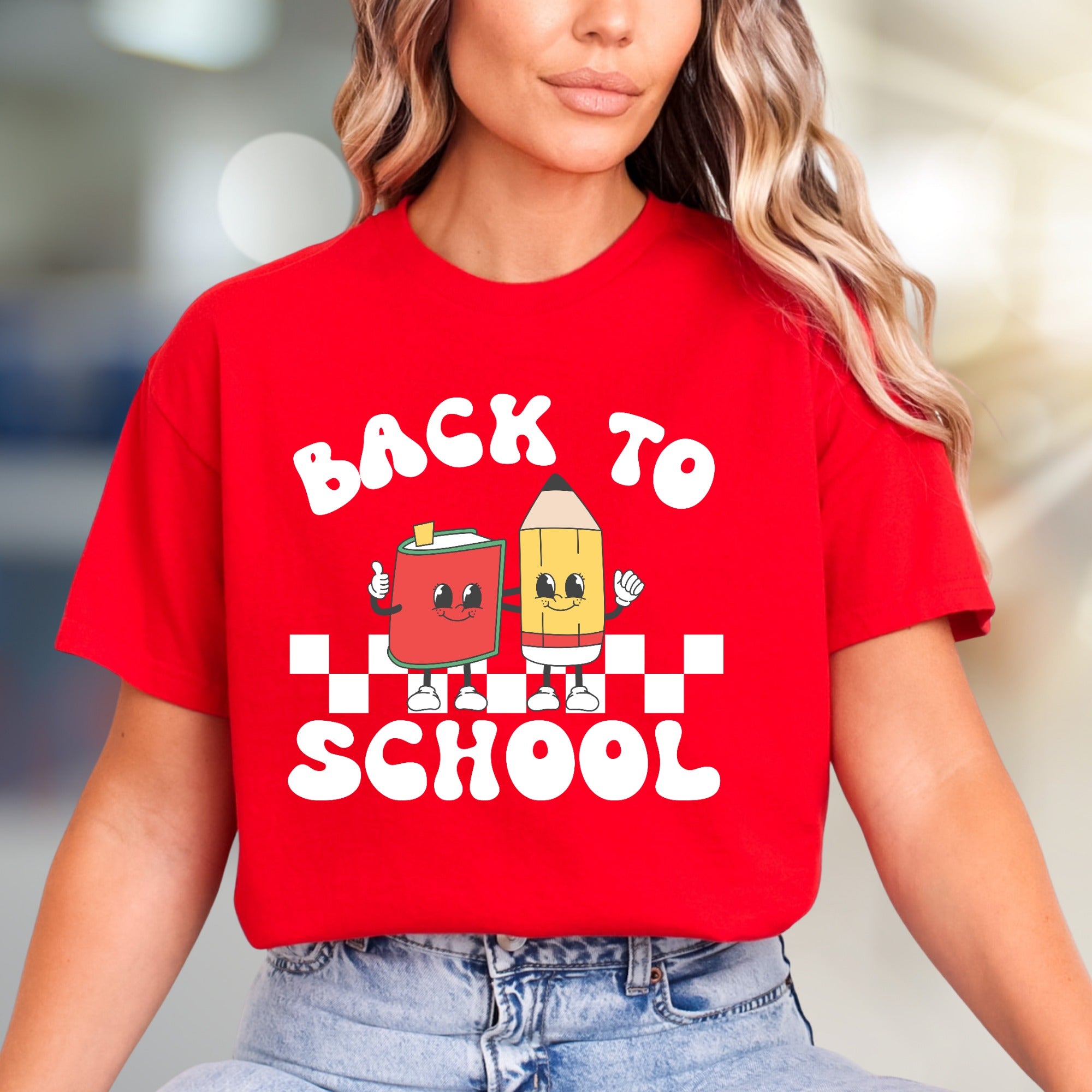 "Back To School" Retro Graphic Tee, a Nostalgic Pick for Students & Teachers