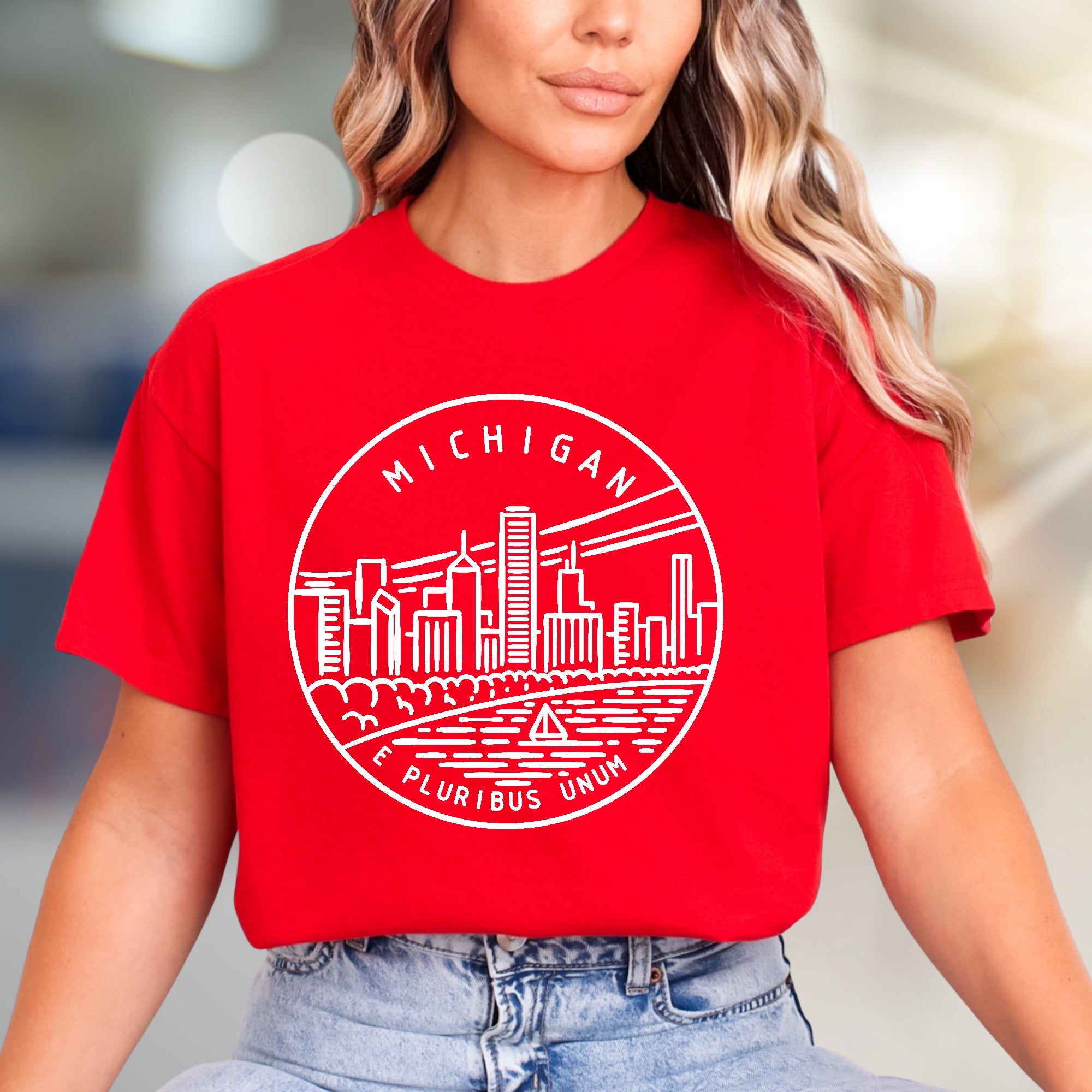 "MICHIGAN E PLURIBUS UNUM" Cityscape Graphic Tee, a State Pride Pick for Travel Enthusiasts