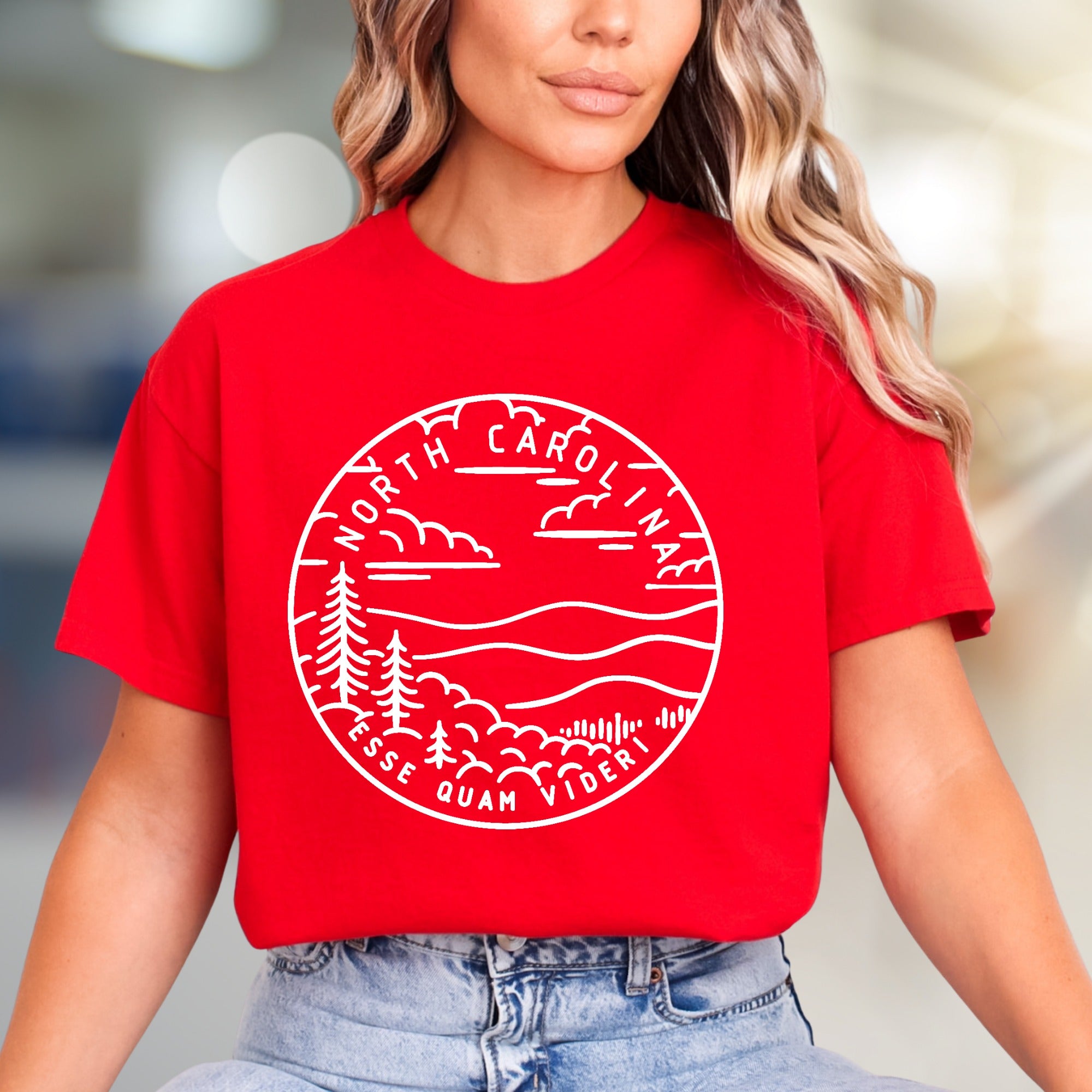 "North Carolina Esse Quam Videri" Minimalist Graphic Tee, a State Pride Pick for Locals & Visitors