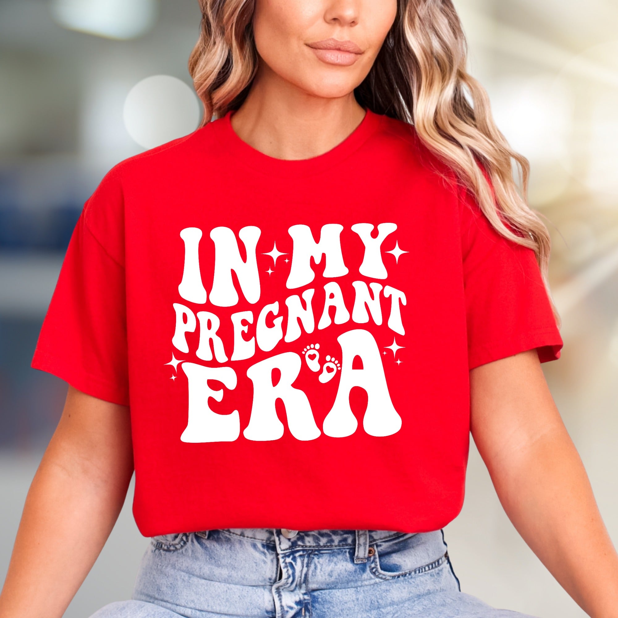 "IN MY PREGNANT ERA" Groovy Graphic Tee, a Mamma-to-Be Pick for Expecting Moms