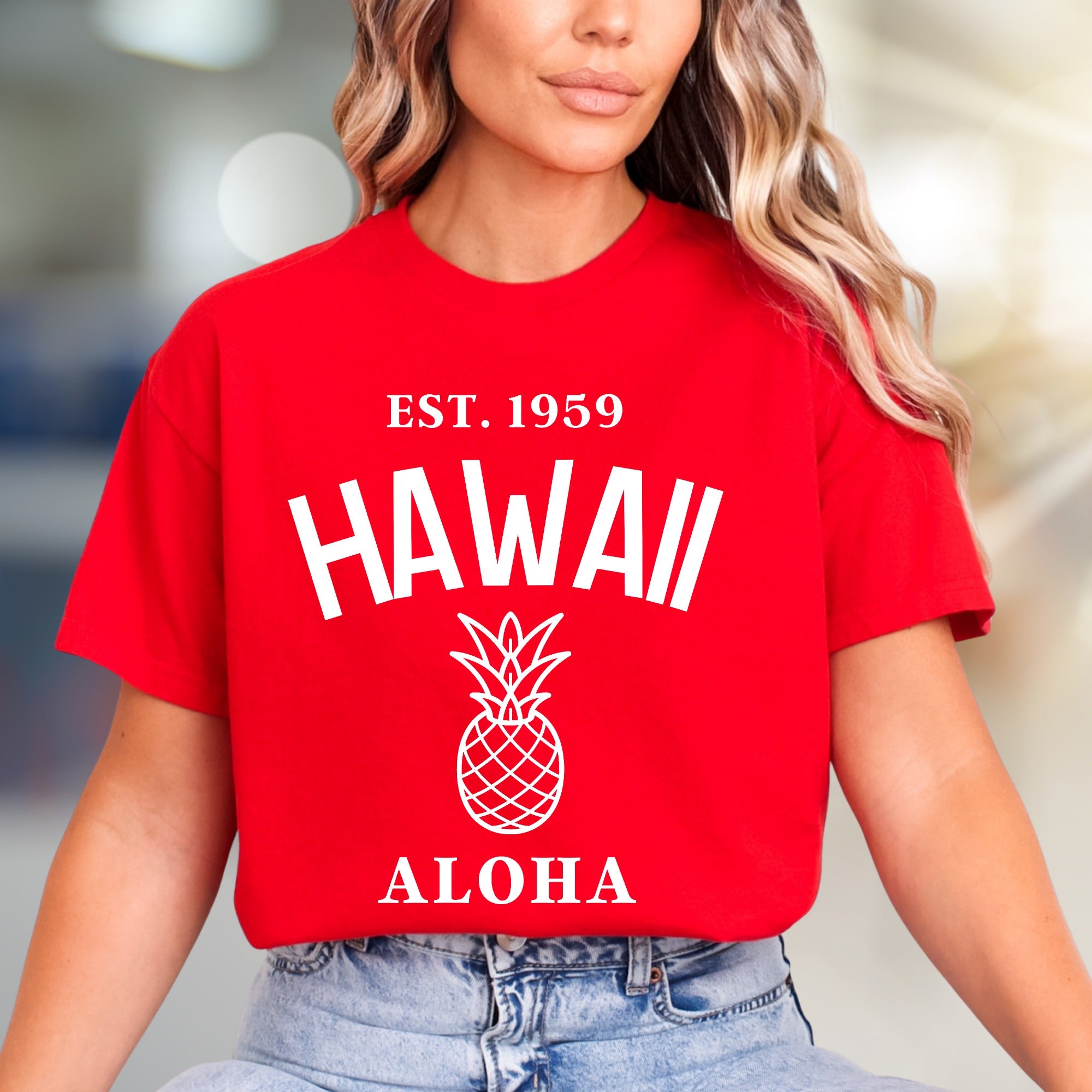 "EST. 1959 HAWAII ALOHA" Pineapple Graphic Tee, a Tropical Vibe Pick for Beach Lovers