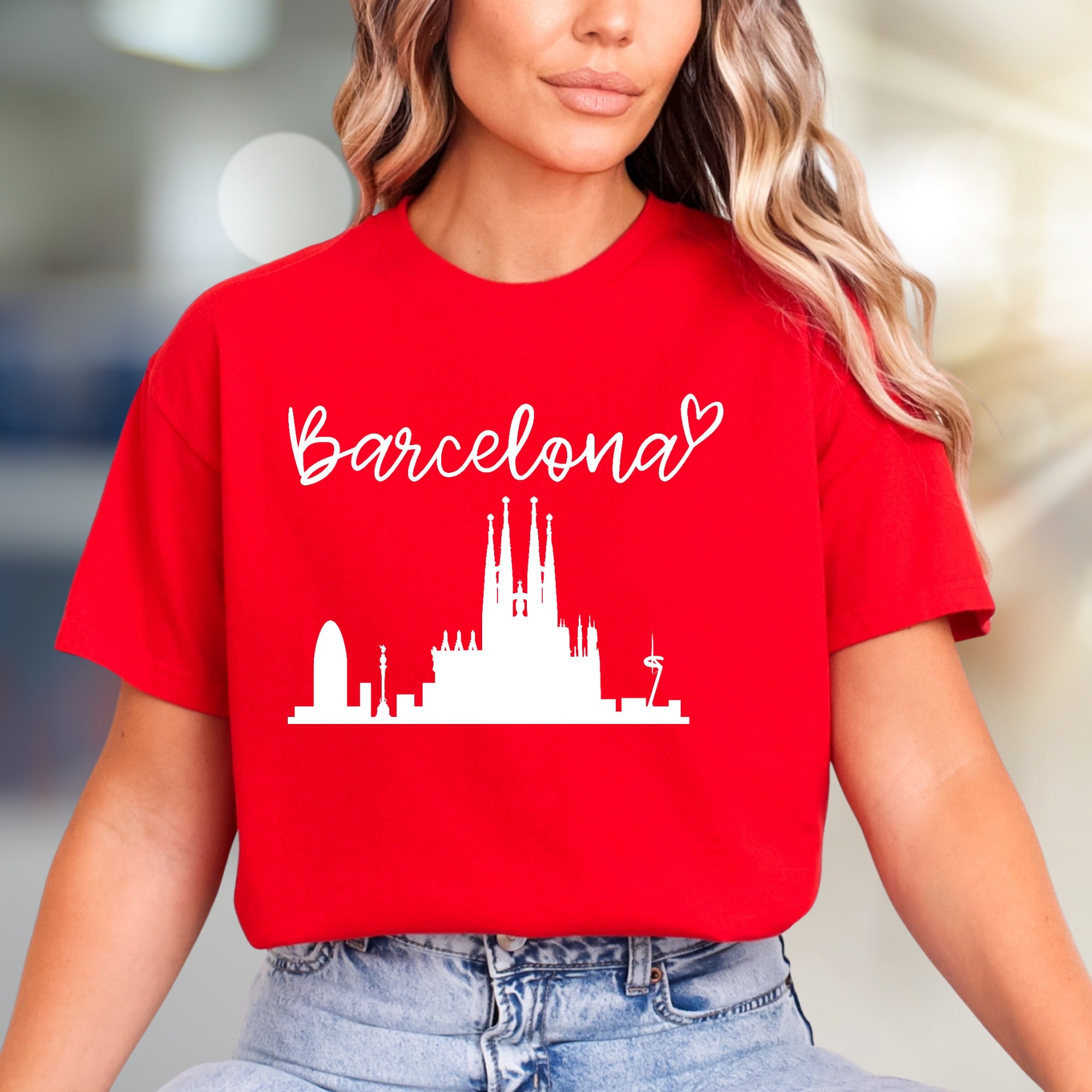 “Barcelona” Cityscape Graphic Tee, A Travel Enthusiast's Urban Pick