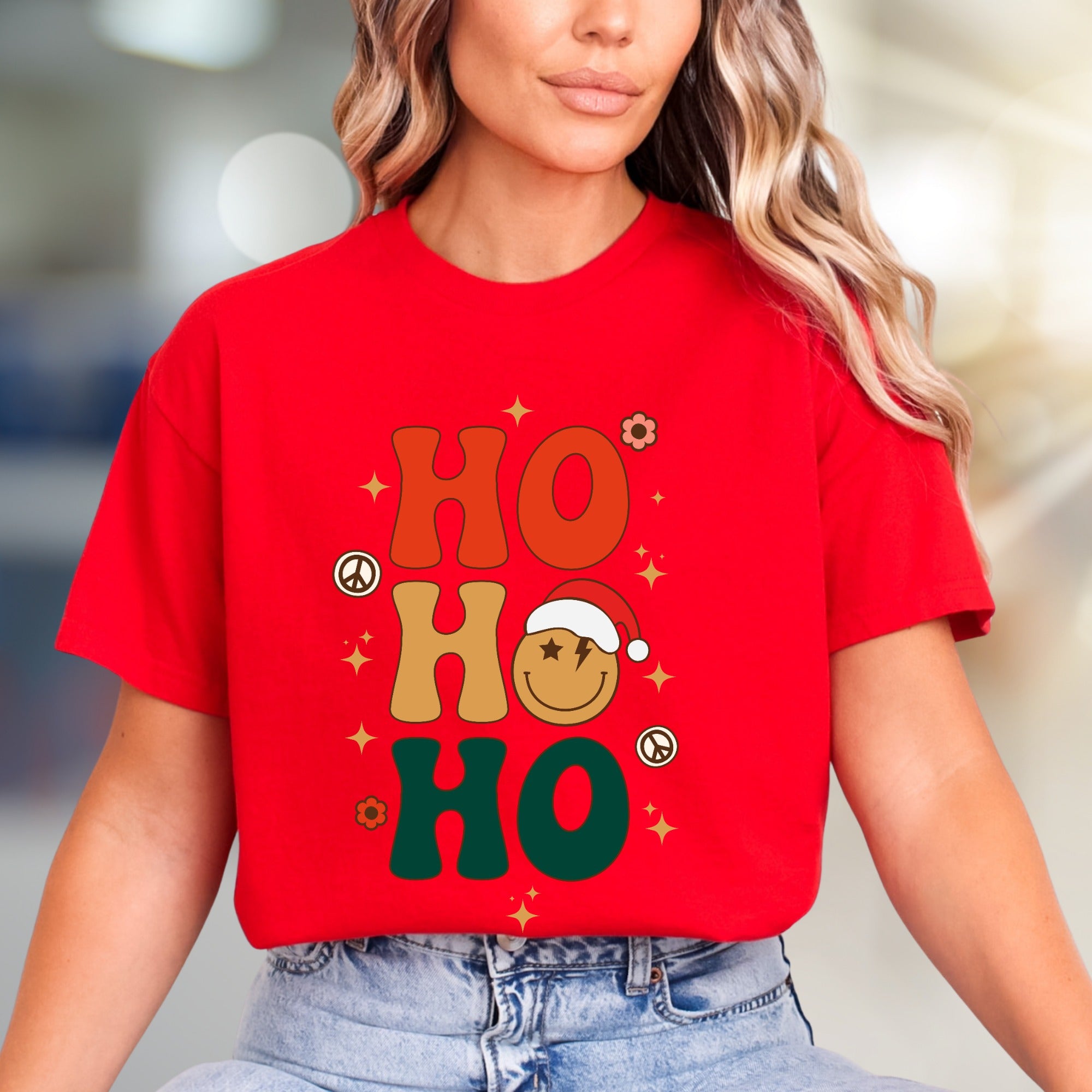 "HO HO HO" Retro Smiley Graphic Tee, a Festive Holiday Pick for Merrymakers