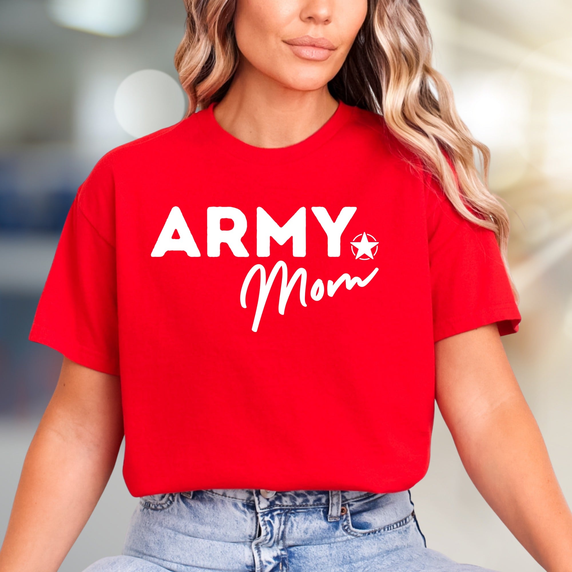 "ARMY Mom" Military Star Graphic Tee, a Proud Parent Pick for Supporters